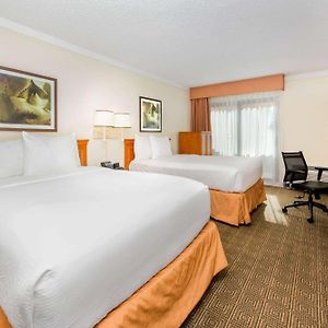 Double Room Garden View Mobility or Hearing Impaired Access Non-Smoking